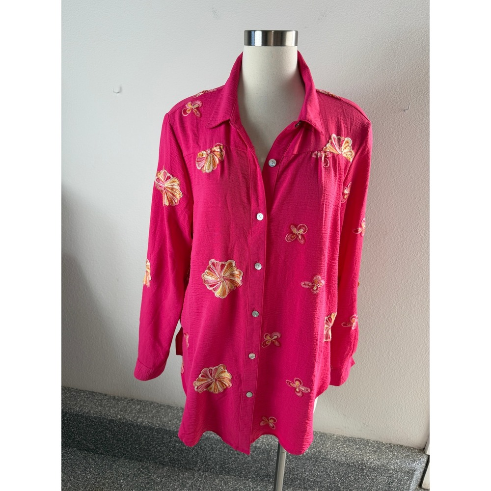 Fig and Flower Womens Large Embroidered Floral Roll Tab Sleeve Button Up Blouse
